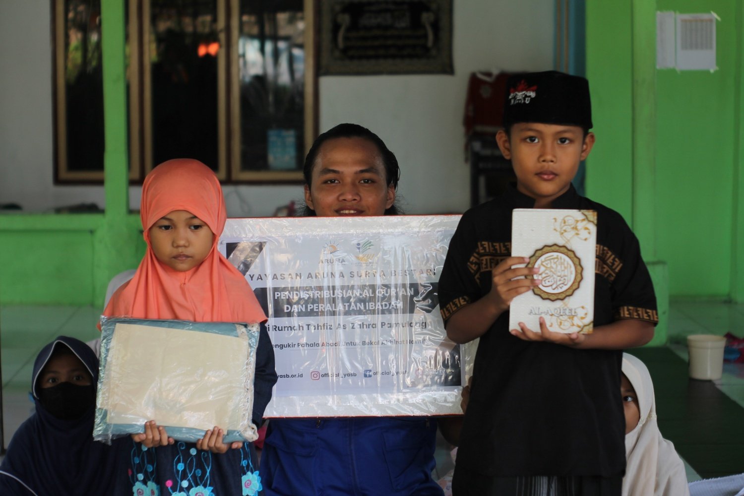 Wakaf Al Qur'an Iqra Juz Amma